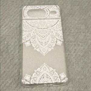 Google Pixel 8 White Mandala Phone Case NWT
